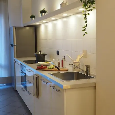 Guglielmo Center By Wonderful Italy * Bolonia