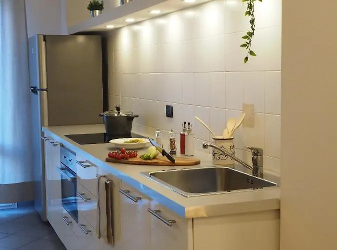 Guglielmo Center By Wonderful Italy * Bologna